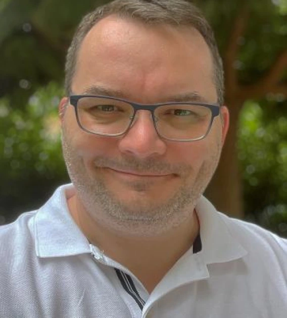 Daniel Apai
